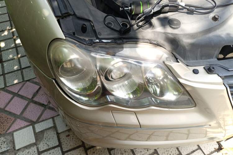 Used Toyota Reiz 2007 2.5S Leather Sunroof Version Right Front Headlight
