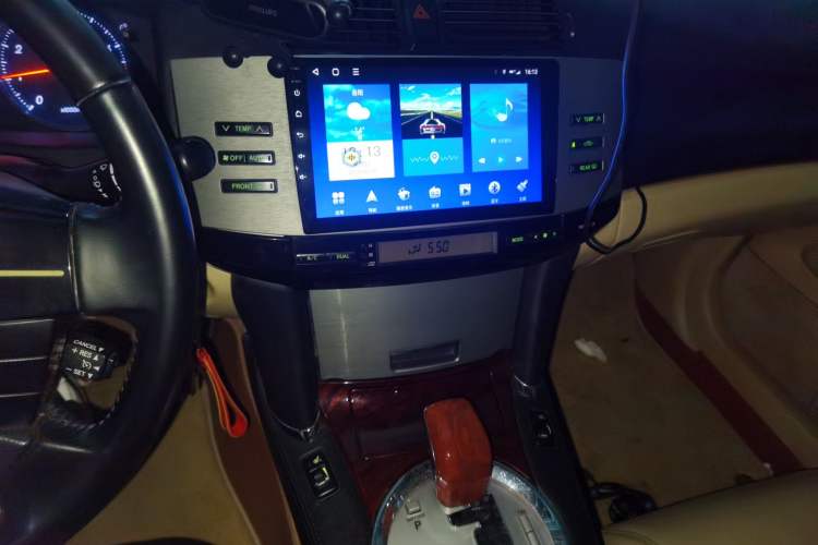Used Toyota Reiz 2008 2.5S Special Commemorative Edition Audio And AC Panel