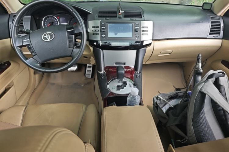 Used Toyota Reiz 2008 2.5S Special Navigation Edition Center Console