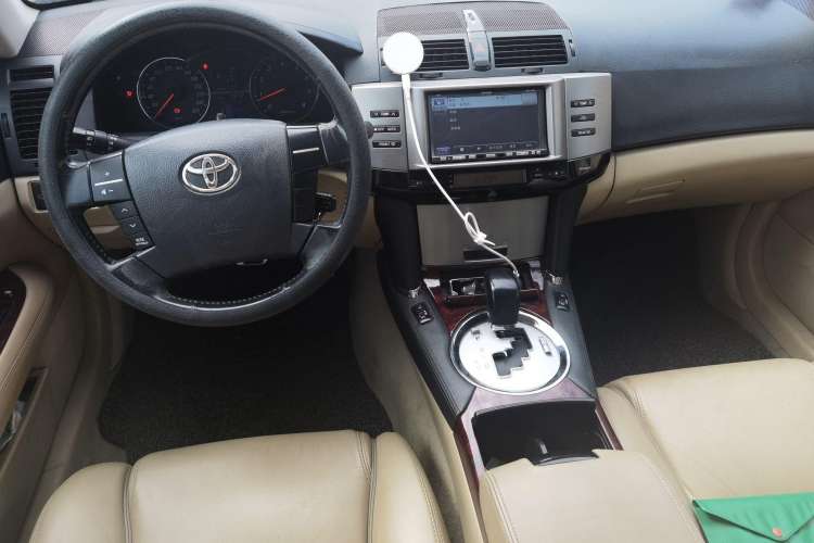 Used Toyota Reiz 2008 2.5S Special Commemorative Edition Center Console