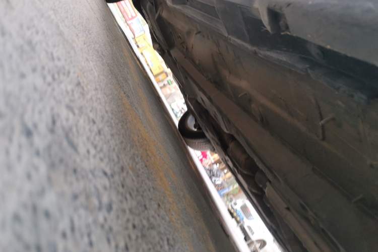 Used Toyota Reiz 2008 2.5S Special Commemorative Edition Chassis Front Right