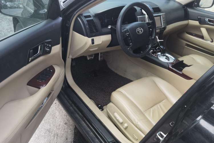 Used Toyota Reiz 2008 2.5S Special Commemorative Edition Driver Seat