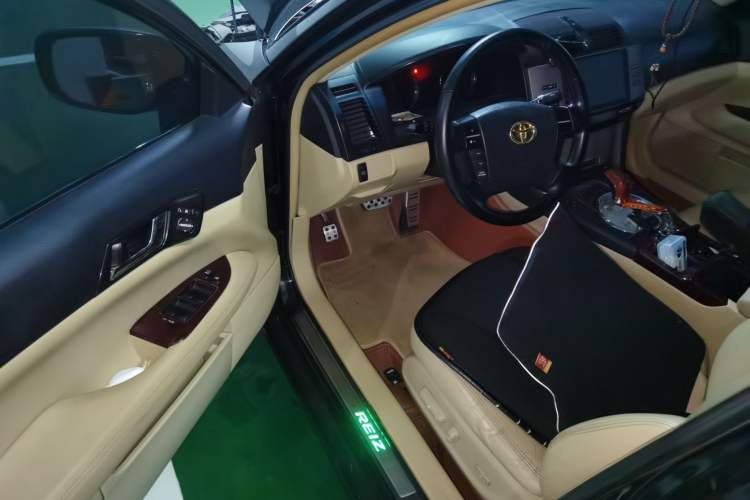 Used Toyota Reiz 2008 2.5S Special Commemorative Edition Driver Seat