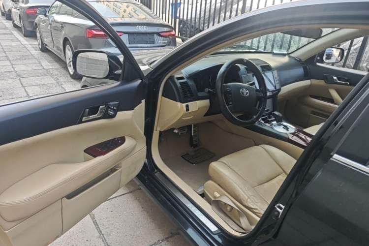 Used Toyota Reiz 2008 2.5S Special Commemorative Edition Driver Seat