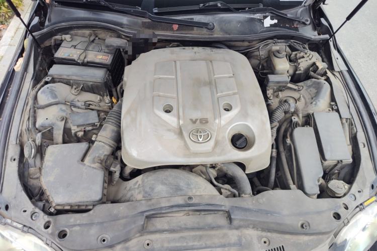 Used Toyota Reiz 2008 2.5S Special Commemorative Edition Engine Bay