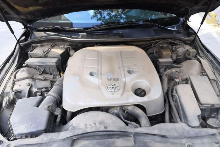 Used Toyota Reiz 2008 2.5S Special Commemorative Edition Engine Bay