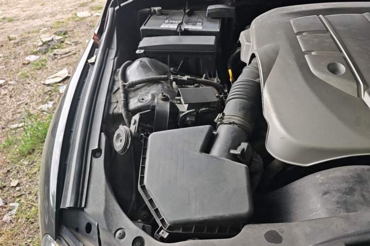 Used Toyota Reiz 2008 2.5S Special Navigation Edition Engine Bay Right