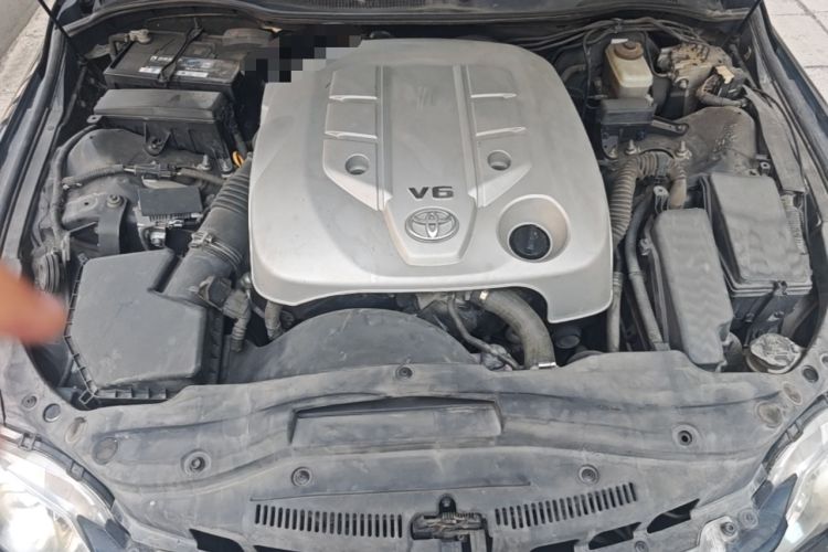 Used Toyota Reiz 2008 2.5S Special Commemorative Edition Engine Bay
