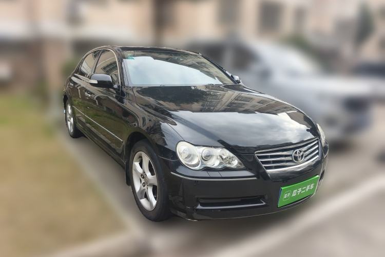 Used Toyota Reiz 2008 2.5S Special Commemorative Edition Front Right 45 Deg