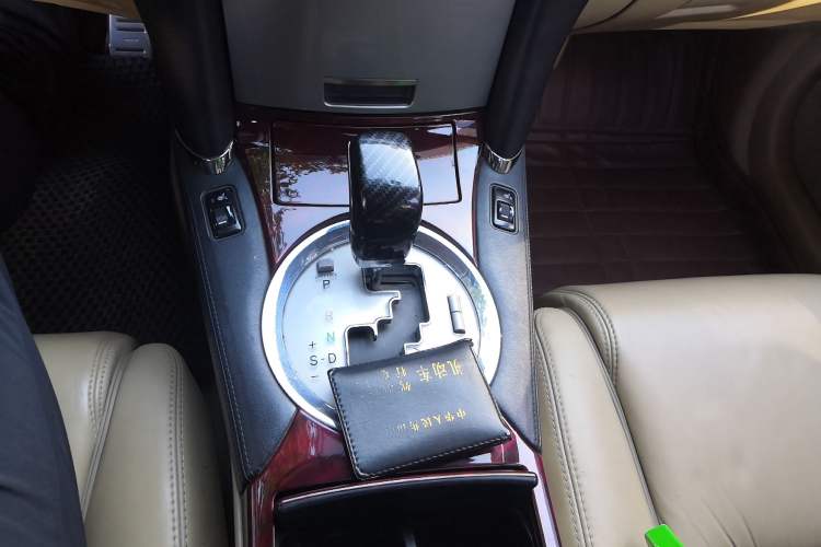 Used Toyota Reiz 2008 2.5S Special Commemorative Edition Gear Lever