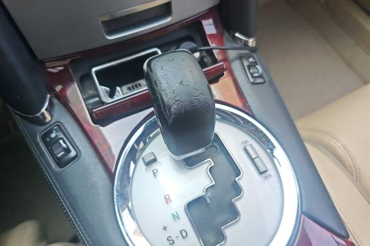 Used Toyota Reiz 2008 2.5S Special Commemorative Edition Gear Lever