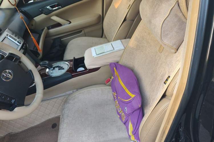 Used Toyota Reiz 2008 2.5S Special Commemorative Edition Left Front Seat