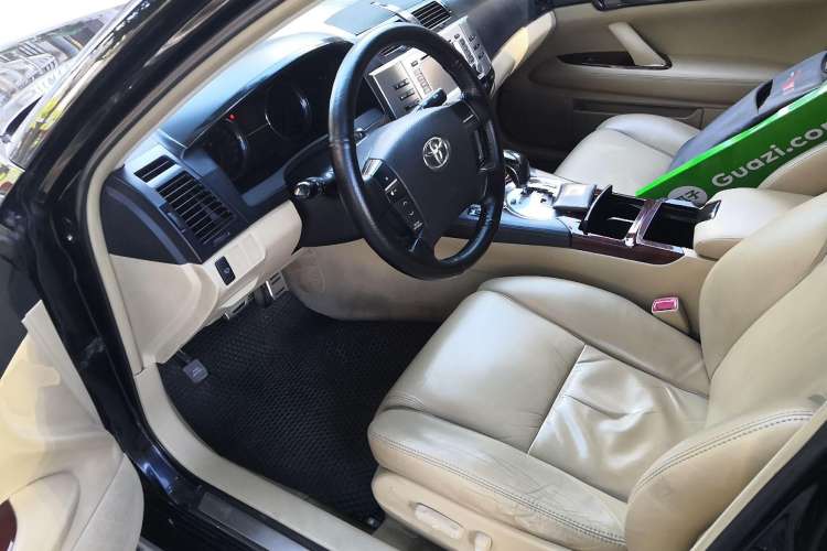 Used Toyota Reiz 2008 2.5S Special Commemorative Edition Left Front Seat