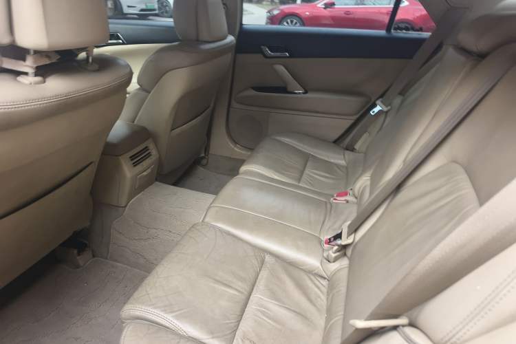 Used Toyota Reiz 2008 2.5S Special Commemorative Edition Left Rear Seat