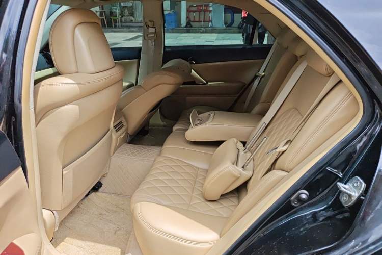 Used Toyota Reiz 2008 2.5S Special Commemorative Edition Left Rear Seat