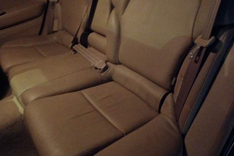 Used Toyota Reiz 2008 2.5S Special Commemorative Edition Left Rear Seat