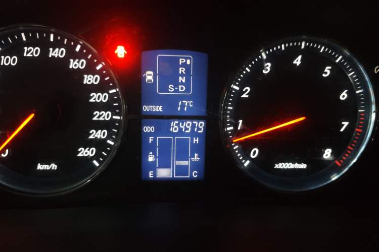 Used Toyota Reiz 2008 2.5S Special Commemorative Edition Odometer Close Up