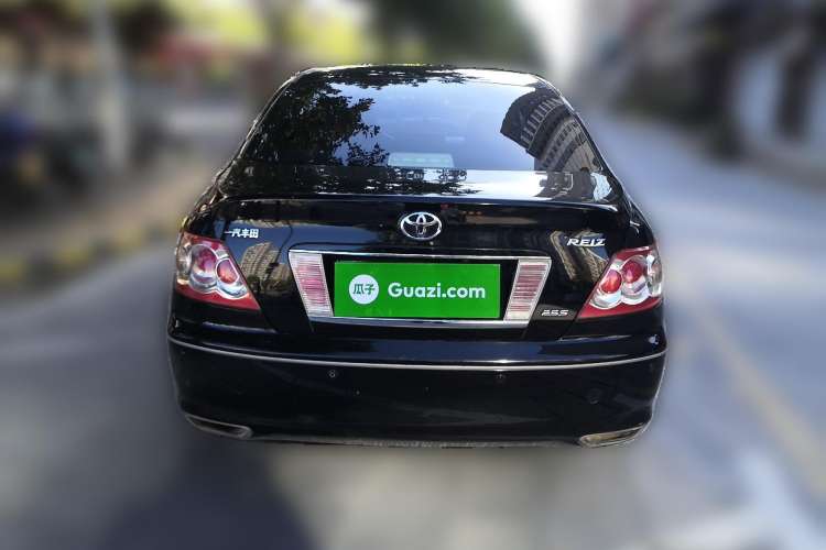 Used Toyota Reiz 2008 2.5S Special Commemorative Edition Rear