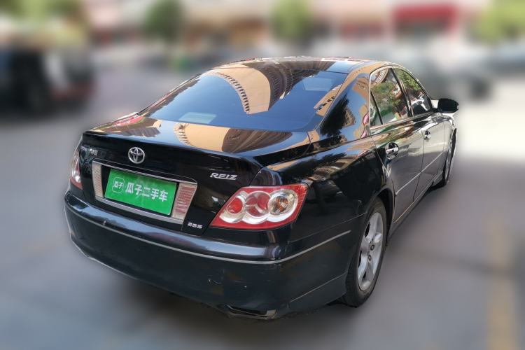 Used Toyota Reiz 2008 2.5S Special Commemorative Edition Rear Right 45 Deg