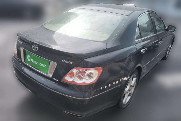 Used Toyota Reiz 2008 2.5S Special Commemorative Edition Rear Right 45 Deg