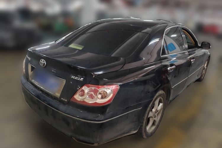 Used Toyota Reiz 2008 2.5S Special Commemorative Edition Rear Right 45 Deg