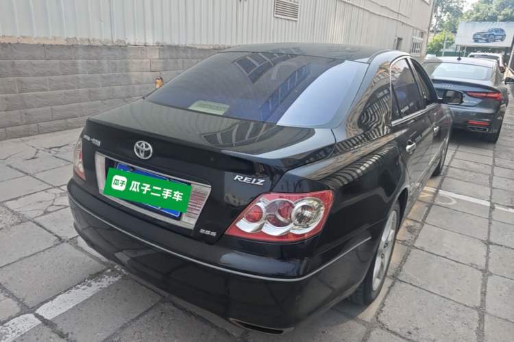 Used Toyota Reiz 2008 2.5S Special Commemorative Edition Rear Right 45 Deg