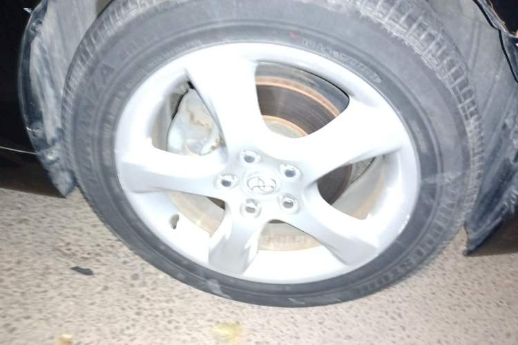 Used Toyota Reiz 2008 2.5S Special Commemorative Edition Right Front Wheel Hub
