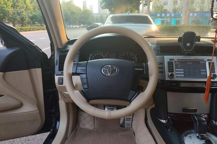Used Toyota Reiz 2008 2.5S Special Commemorative Edition Steering Wheel