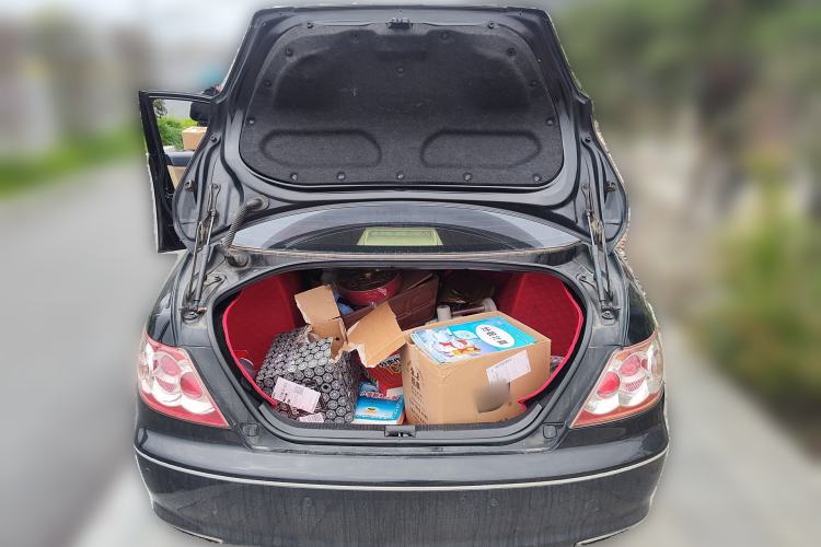 Used Toyota Reiz 2008 2.5S Special Commemorative Edition Trunk