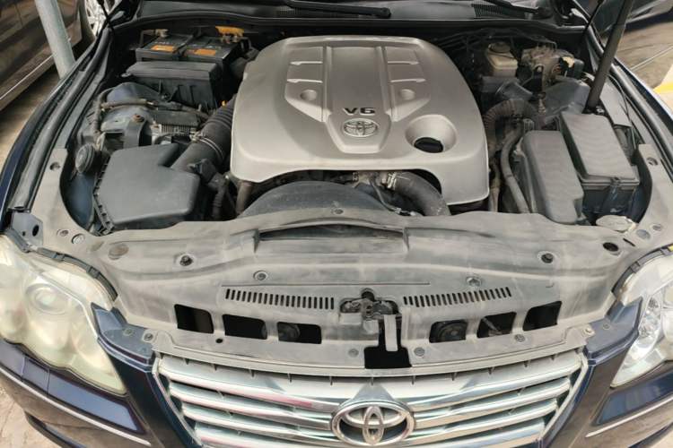 Used Toyota Reiz 2008 2.5S Special Commemorative Edition Engine Bay