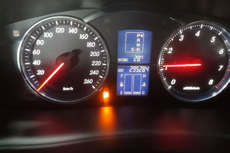 Used Toyota Reiz 2008 2.5S Special Commemorative Edition Odometer Close Up