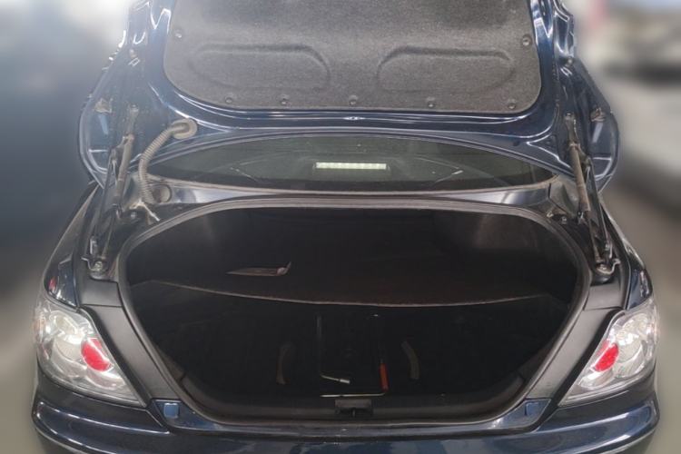 Used Toyota Reiz 2008 2.5S Special Commemorative Edition Trunk