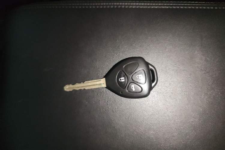 Used Toyota Reiz 2008 2.5S Special Commemorative Edition Vehicle Key