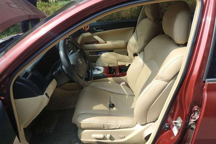 Used Toyota Reiz 2008 2.5S Special Commemorative Edition Left Front Seat