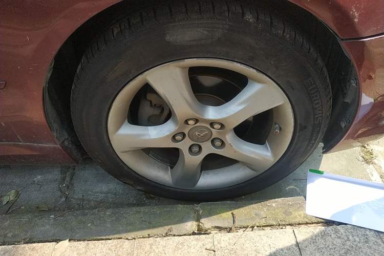 Used Toyota Reiz 2008 2.5S Special Commemorative Edition Right Front Wheel Hub