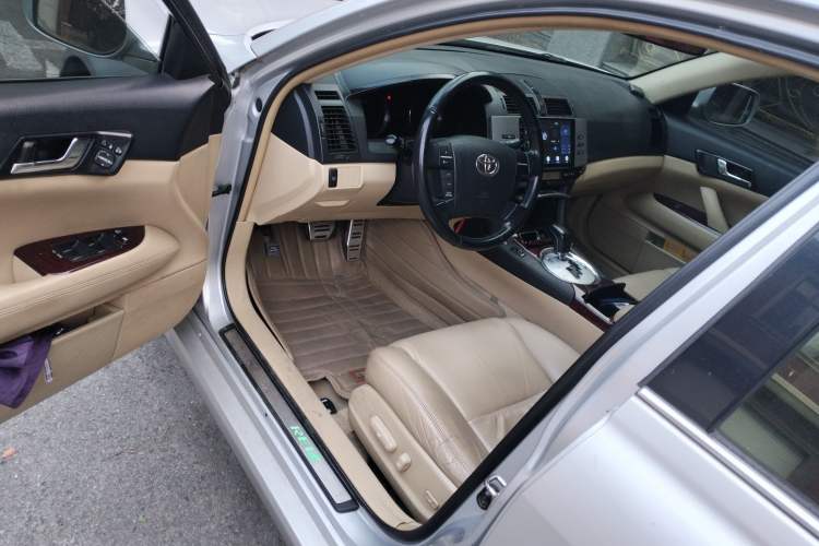 Used Toyota Reiz 2008 2.5S Special Commemorative Edition Driver Seat