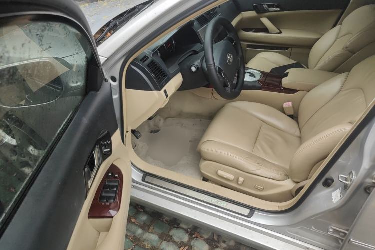 Used Toyota Reiz 2008 2.5S Special Commemorative Edition Driver Seat