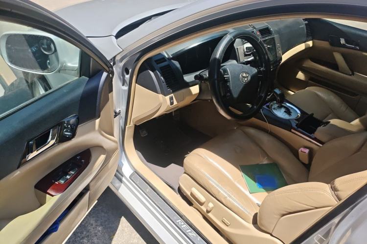Used Toyota Reiz 2008 2.5S Special Commemorative Edition Driver Seat