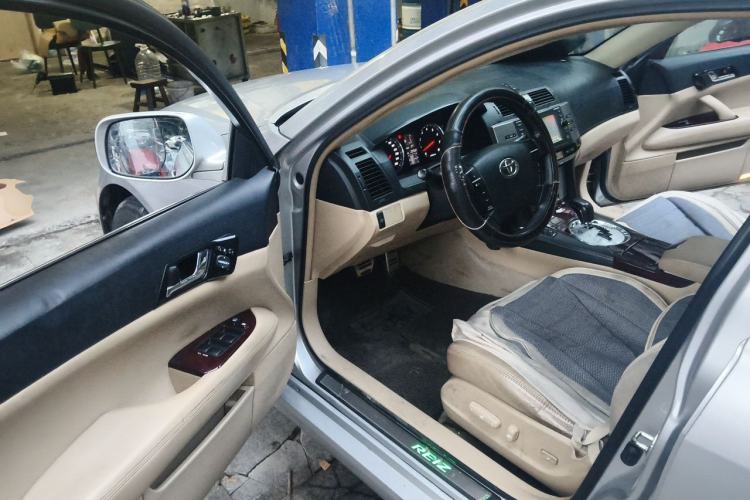 Used Toyota Reiz 2008 2.5S Special Commemorative Edition Driver Seat