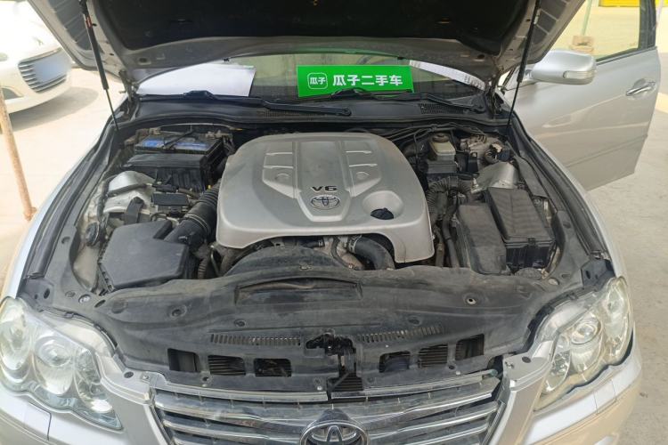 Used Toyota Reiz 2008 2.5S Special Commemorative Edition Engine Bay