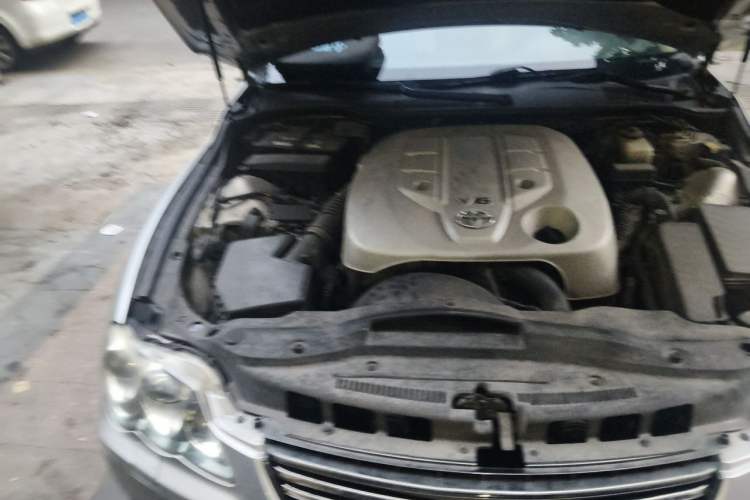 Used Toyota Reiz 2008 2.5S Special Commemorative Edition Engine Bay Right