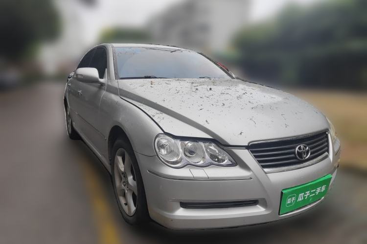 Used Toyota Reiz 2008 2.5S Special Commemorative Edition Front Right 45 Deg