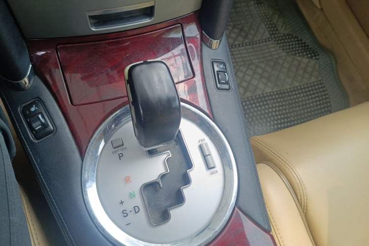 Used Toyota Reiz 2008 2.5S Special Commemorative Edition Gear Lever