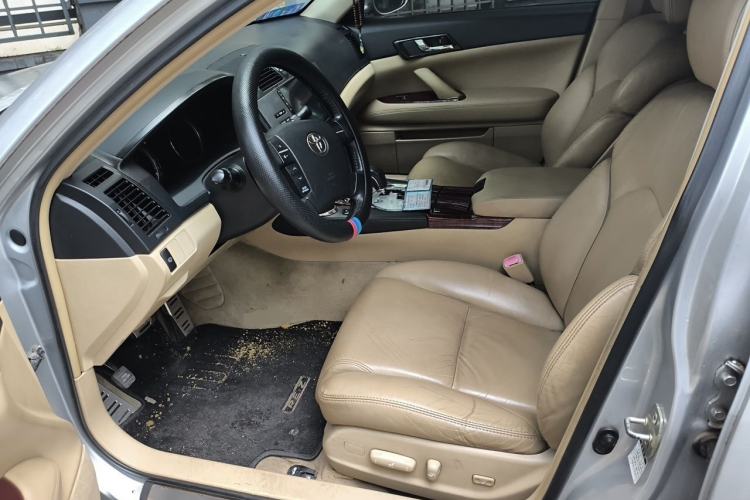 Used Toyota Reiz 2008 2.5S Special Navigation Edition Left Front Seat