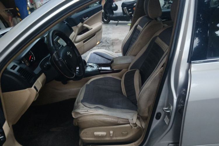 Used Toyota Reiz 2008 2.5S Special Commemorative Edition Left Front Seat
