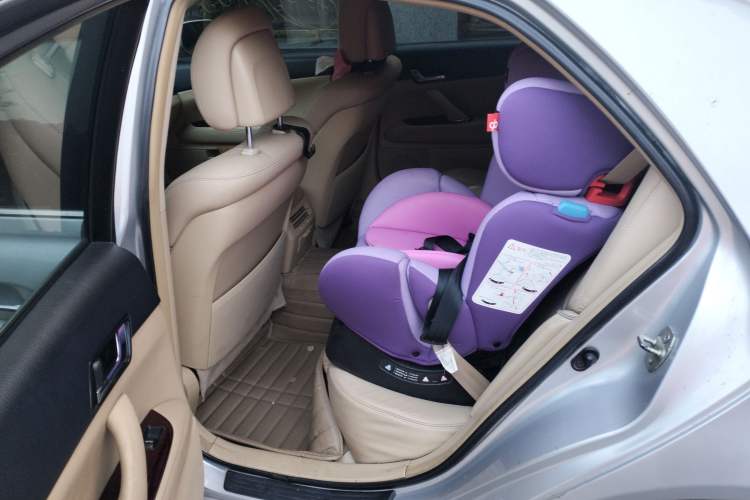 Used Toyota Reiz 2008 2.5S Special Commemorative Edition Left Rear Seat