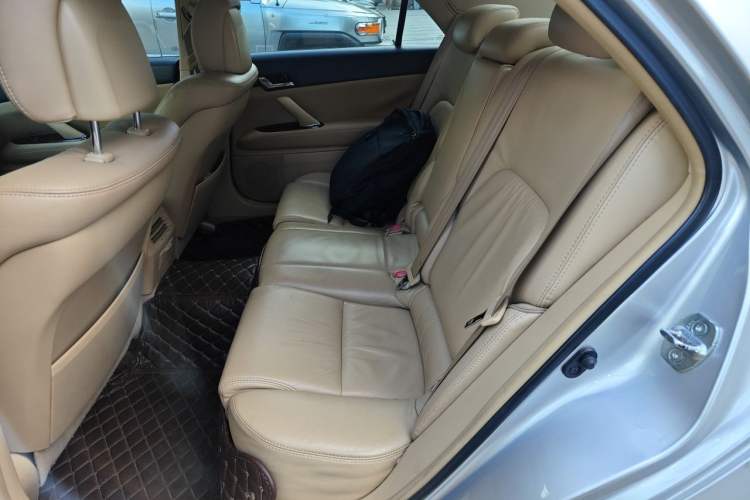 Used Toyota Reiz 2008 2.5S Special Commemorative Edition Left Rear Seat