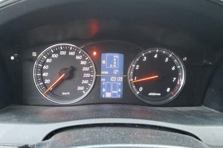 Used Toyota Reiz 2008 2.5S Special Commemorative Edition Odometer Close Up