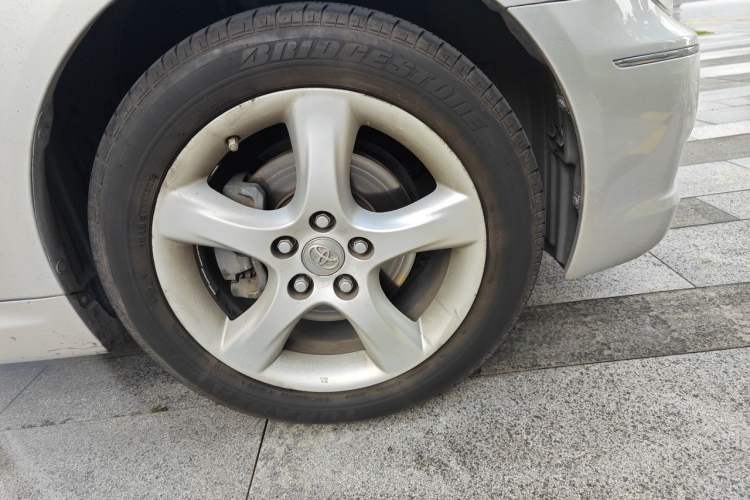 Used Toyota Reiz 2008 2.5S Special Commemorative Edition Right Front Wheel Hub