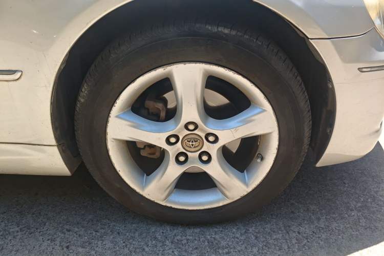 Used Toyota Reiz 2008 2.5S Special Commemorative Edition Right Front Wheel Hub